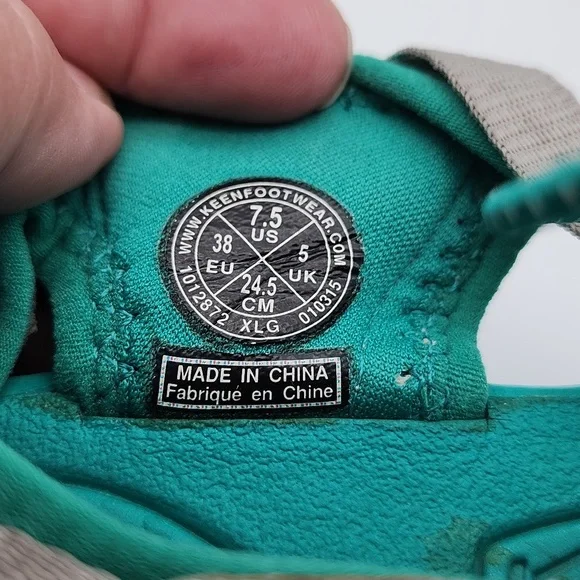 Keen Whisper Natural Gray/Dynasty Green, Women's Size 7.5 - Picture 8 of 8